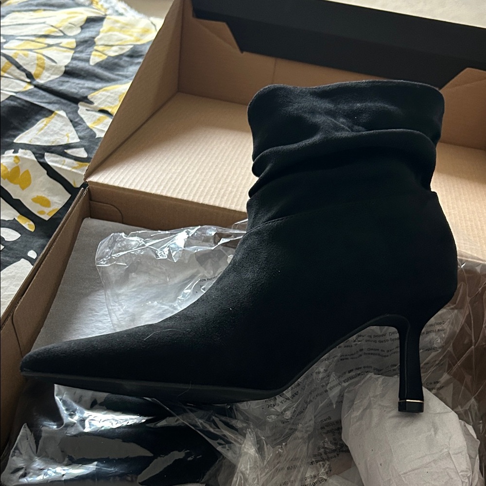 Black Faux Suede Pointed-Toe Ankle Boots - Women's